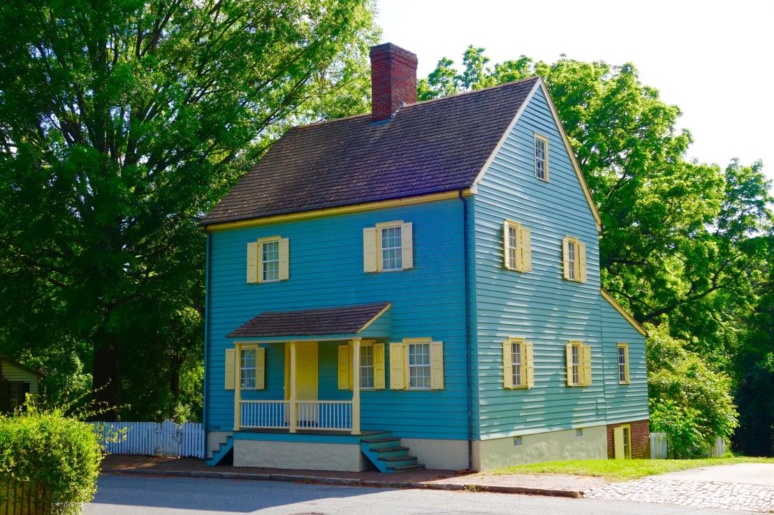 From Big to Small How to Downsize from a Large House to a Smaller More Efficient&nbsp;Home