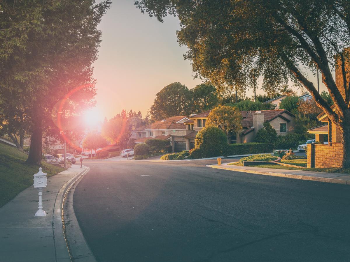 How Do You Tell If A Neighborhood Is The Right One To Settle&nbsp;In